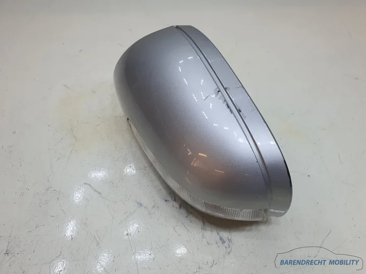 spiegelkap-mercedes-w203-c-klasse-knipperlicht-links-bestuurderskant-a2038100164-744-brilliant-silver-origineel-gebruikt — foto 4