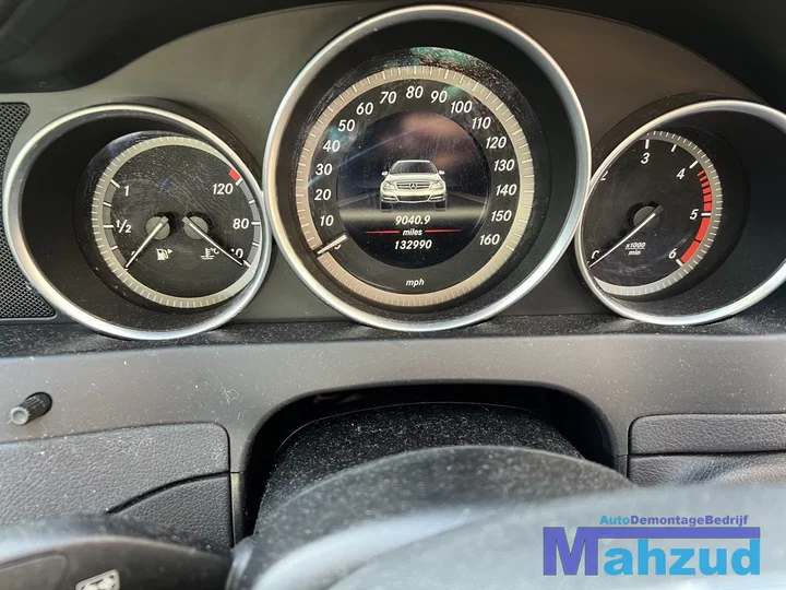 mercedes-c-klasse-w204-22-cdi-wit-149-onderdelen-facelift — foto 26