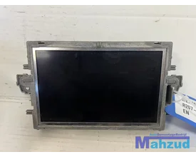 mercedes-e-c207-coupe-radio-display-scherm-20092016 — foto 5