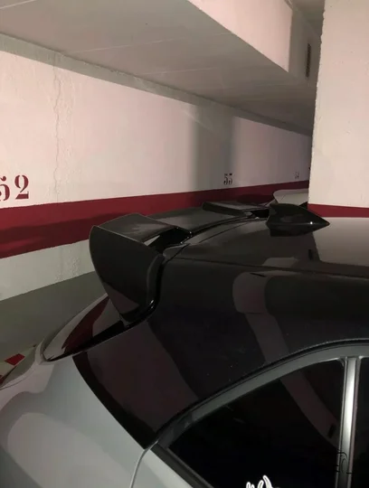 toyota-corolla-dak-spolier-achter-spoiler-achterklep — foto 5