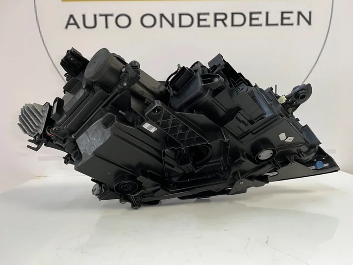 vw-arteon-vol-led-koplamp-links-3g8941081 — foto 9