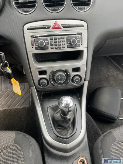 peugeot-308-1-16-16v-eps-zilver-ezrc-demontage-sloop-onderdelen — foto 20