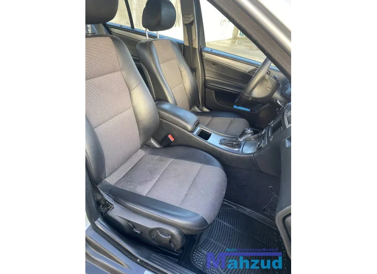 mercedes-cklasse-combi-s203-compleet-interieur-20012007