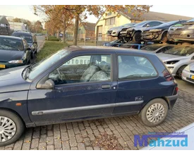 1996-renault-clio-1-12-demontage-sloop-onderdelen-donorauto — foto 3