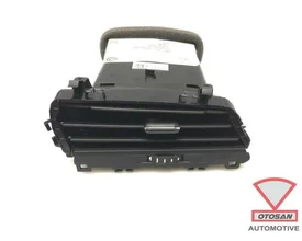 vw-t-roc-2018-luchtrooster-rechts-dashboard-2ga819704