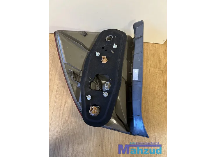 honda-frv-rechts-achterlicht-20042007