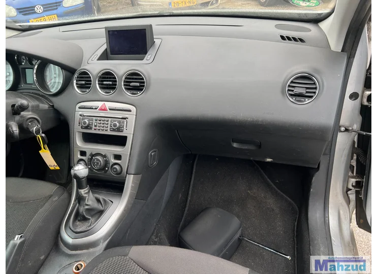 PEUGEOT 308 1 Armaturenbrett-Innenausstattungsteile 2007-2014