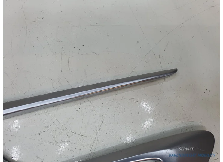 mercedes-w213-e-klasse-sedan-sierstuk-sier-badge-spatbord-zijscherm-chroom-chrome-compleet-a2138804601-links-rechts-origineel-nette-staat-gebruikt-ornamental-trim-2016-2017-2018-2019-2020-2021-barendrecht-mobility-service