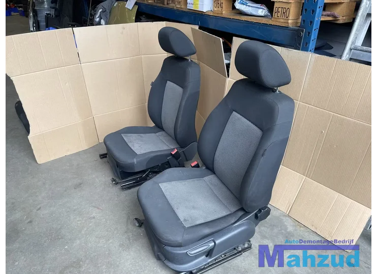 vw-polo-6r-5-deur-interieur-compleet-deurpanelen-stoel-bank