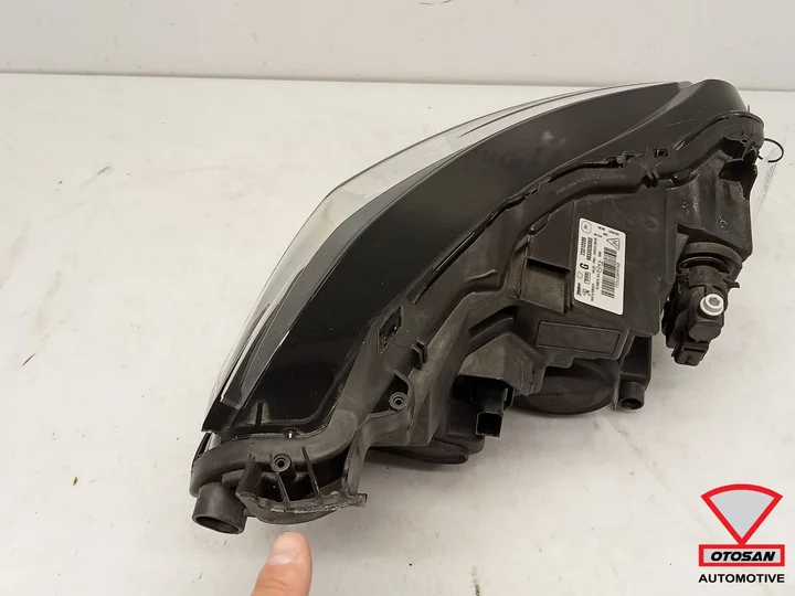 peugeot-208-2019-vol-led-koplamp-links-9833036380 — foto 2