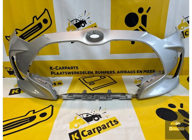 Bumper Toyota Yaris Voorbumper 52119-K0050 2019-Heden