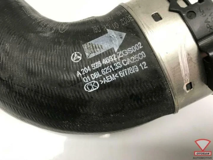mercedes-c-klasse-w204-intercooler-slang-a2045284682 — foto 2