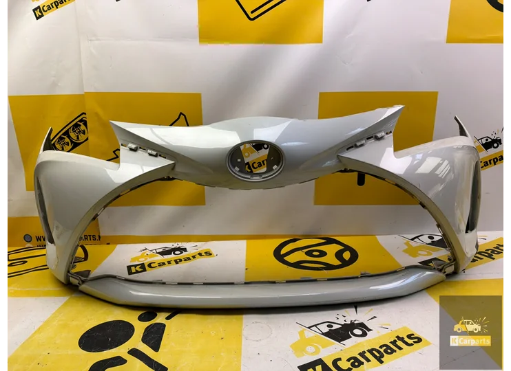 Bumper TOYOTA Yaris voorbumper 2014-2018 52119-0D660