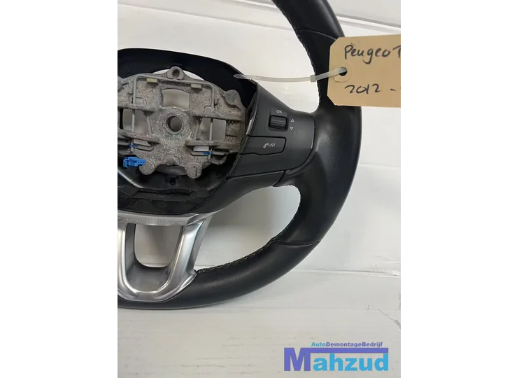 peugeot-208-1-stuurwiel-stuur-20122019