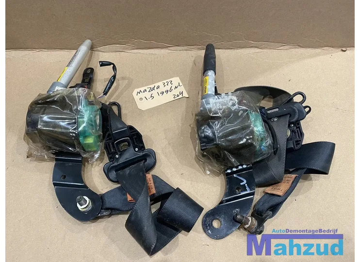 MAZDA 323 F rechts voor gordel 1994-1998