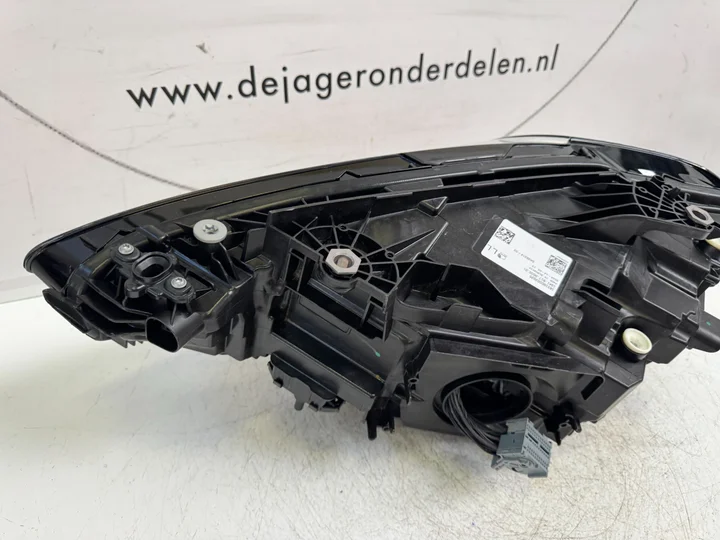 bmw-4-g22-g23-g26-m3-m4-g80-g82-lci-led-koplamp-5a3b314 — foto 5