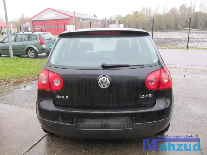 volkswagen-golf-5-16-fsi-demontage-sloop — foto 6