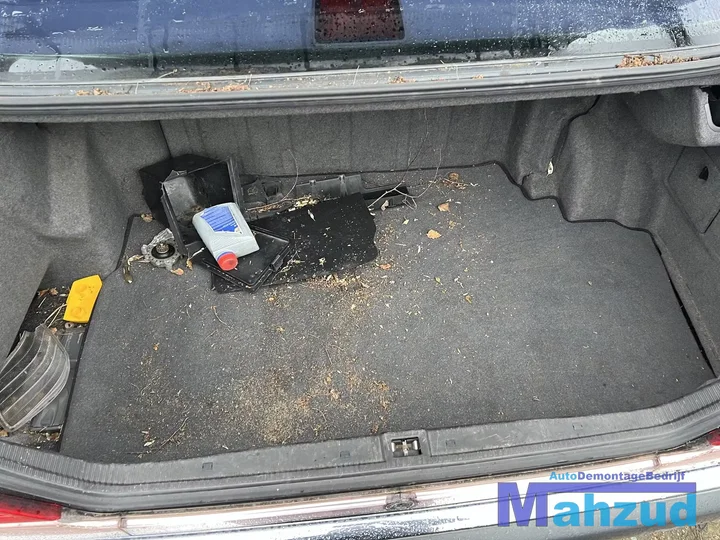 1995-mercedes-s-klasse-w140-300-28-s-onderdelen-demontage — foto 27