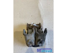 renault-clio-3-uitlaat-ophangbeugel-bevestigingsbeugel — foto 5