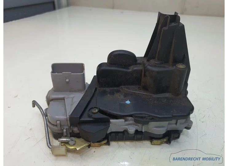 Peugeot 307 portierslot links achter LA bestuurderskant origineel nette staat gebruikt CC break SW stationwagon station HB hatchback 2001 2002 2003 2004 2005 2006 2007 2008 BARENDRECHT MOBILITY SERVICE