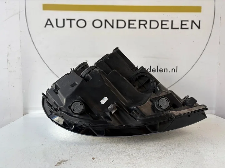 vw-transporter-t6-vol-led-koplamp-links-7e1941035a-2015 — foto 7
