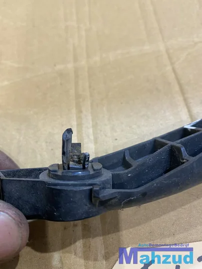 toyota-yaris-p9-links-voor-bumpersteun-525360d030 — foto 4