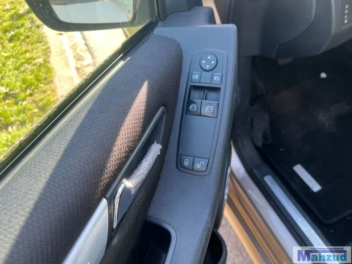 mercedes-b-klasse-b150-brons-791-demontage-sloop-onderdelen — foto 23