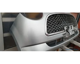 voorbumper-grille-daihatsu-trevis-s28-zilver-metallic-bumper-voor-compleet — foto 8