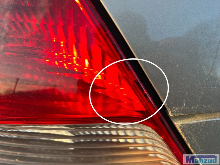 mercedes-clk-w209-links-achterlicht-20022009 — foto 2