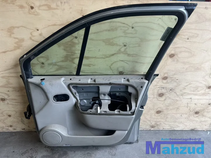 renault-scenic-2-tec66-grijs-rechts-voor-deur-portier-20042009 — foto 4