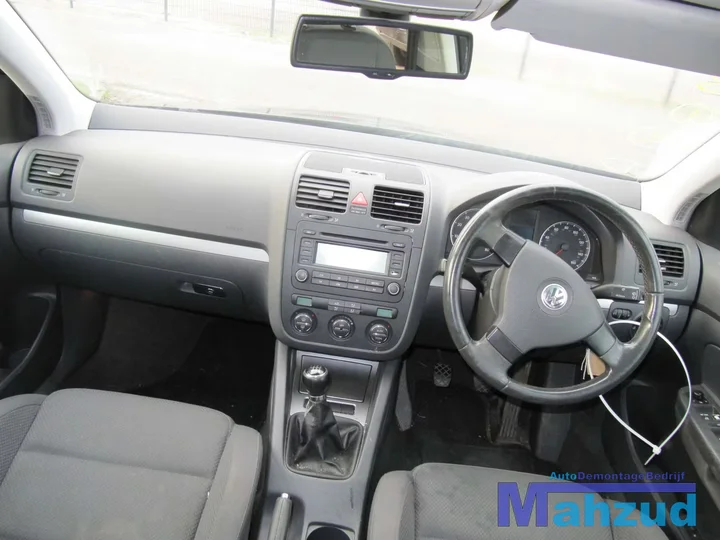 2005-volkswagen-golf-5-20-fsi-demontage-sloop-122 — foto 6