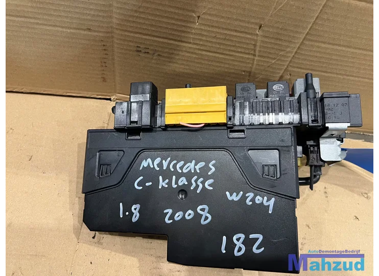 MERCEDES C KLASSE W204 1.8 sam module achter 2045457001