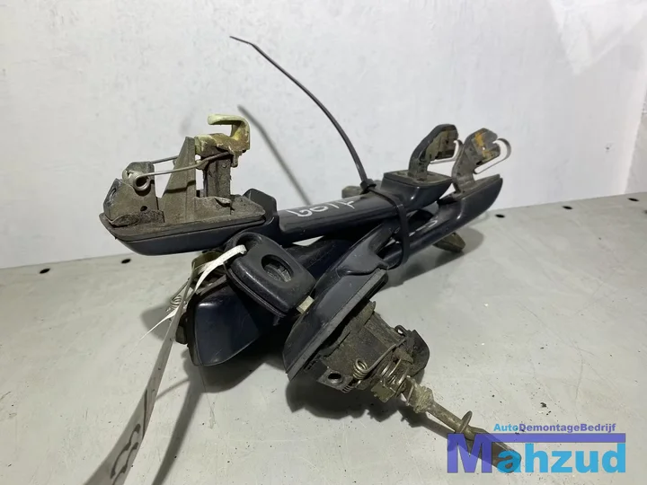 vw-golf-3-deurhendel-met-sleutel-contacslot-5-deurs — foto 2