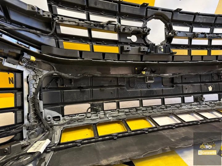 volkswagen-touareg-760-voorbumper-compleet-760807221g — foto 17