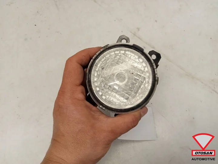 mitsubishi-space-star-2018-mistlamp-linksrechts-89207251