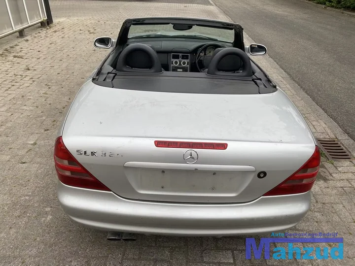 1999-mercedes-slk-r170-23-kompressor-onderdelen-zilver-744 — foto 7