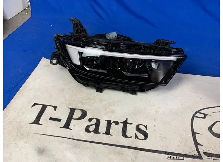 Opel Astra L Scheinwerfer rechts 9840160780 Lampe