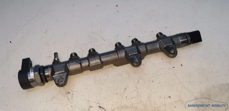injectorrail-b47d20a-bmw-1-3-4-5-serie-fseries-851415402-druksensor-brandstof-origineel-gebruikt — foto 4