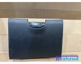toyota-yaris-p1-dashboardkast-handschoenenkast-1999-2005
