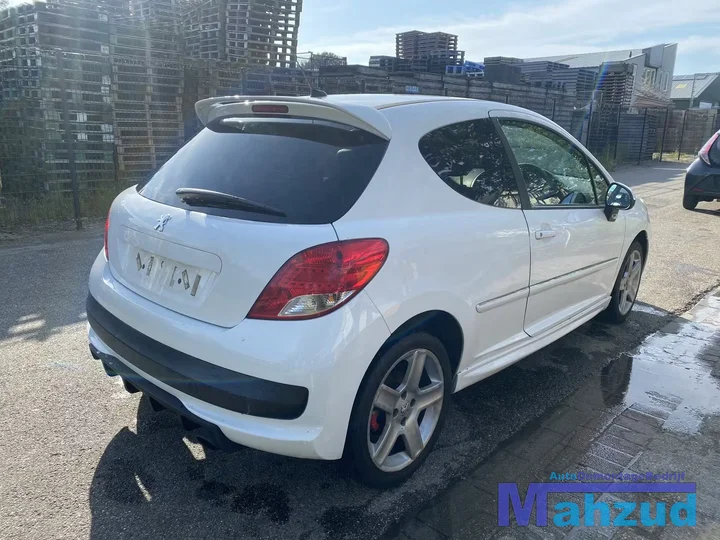 2010-peugeot-207-sport-16-16v-ep6-wit-ewp-onderdelen-17-inch — foto 8