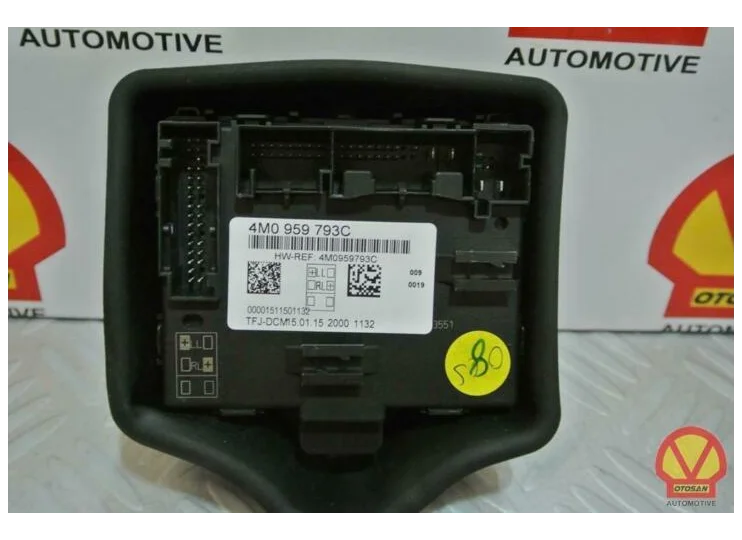 audi a4 s4 8w deur portier module 4m0959793c