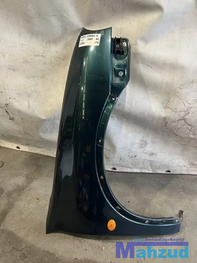 opel-corsa-b-groen-rechts-z283-scherm-voorscherm-zijscherm-19941999