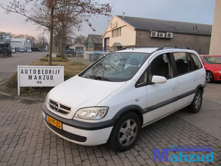 2004-opel-zafira-a-22-16v-dti-demontage-sloop75 — foto 3