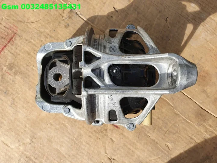 4m0199372fc-a5-motorsteun-a4-motorsteun-q5-q7-q8-a6-a7- — foto 3