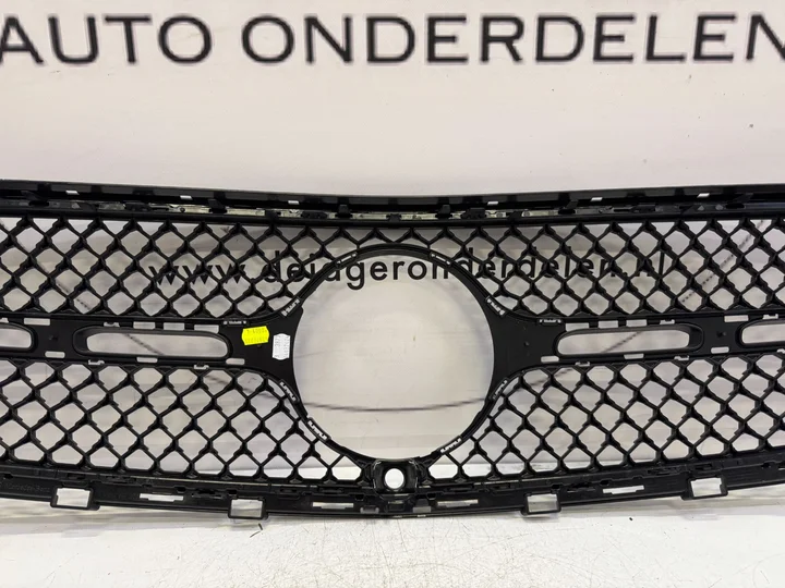 mb-x254-glc-amg-diamond-grille-a2548881800 — foto 6