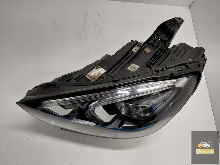a1679065906-mercedes-gle-w167-multibeam-lamp-links — foto 2