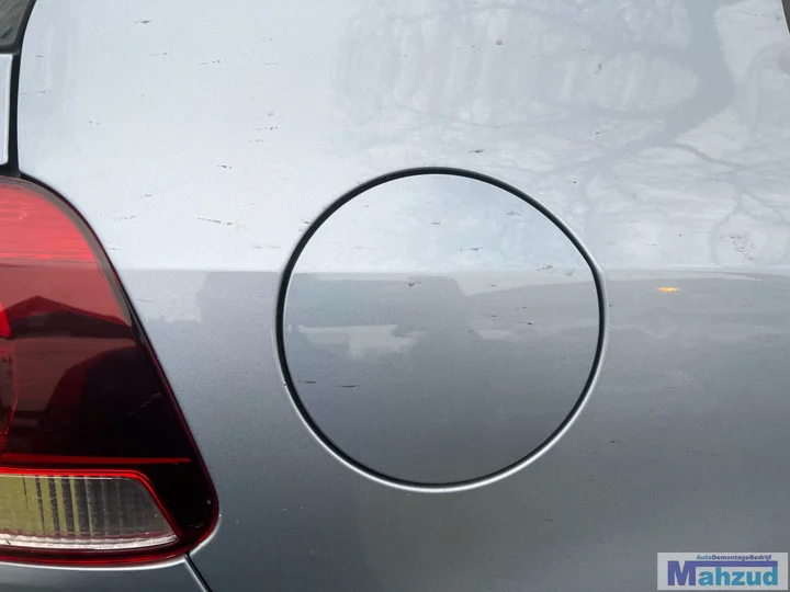 vw-golf-6-licht-blauw-la5q-tankklep-20092013