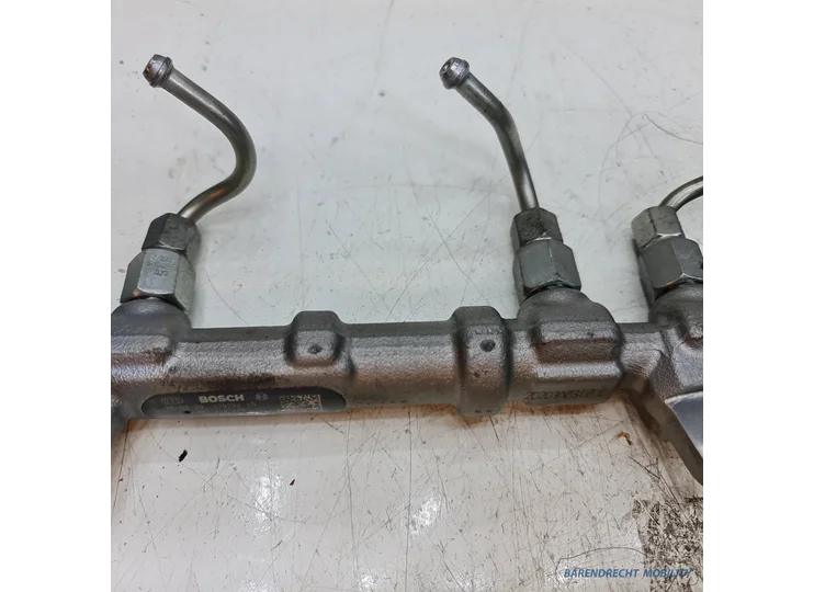 fiat-fiorino-brandstofrail-brandstofdruksensor-common-rail-galerij-diesel-13l-origineel-nette-staat-gebruikt-brandstofsysteem-brandstof-2007-2008-2009-2010-2011-2012-2013-2014-2015-2016-2017-2018-2019-2020-barendrecht-mobility-service