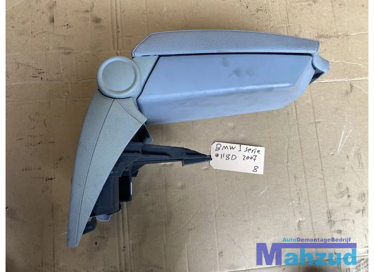 BMW 1 SERIE E87 Armsteun (UK) (ENGELS) armrest