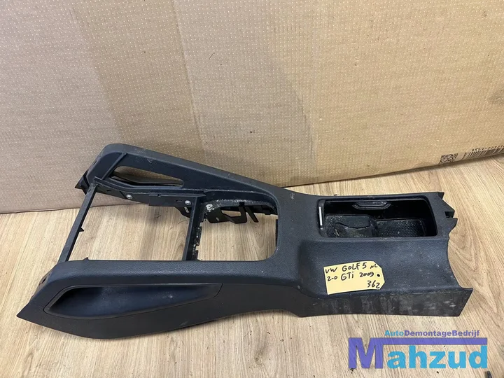 vw-golf-5-gti-middenconsole-20032009 — foto 3